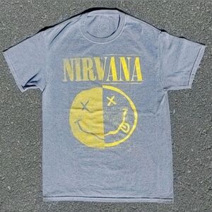 Y2K 2000s Nirvana Smiley Face T-Shirt Size (M)
